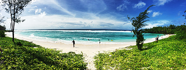 グアムの写真：青い空、白い砂浜、透明度の高い海、なんて素敵な楽園...