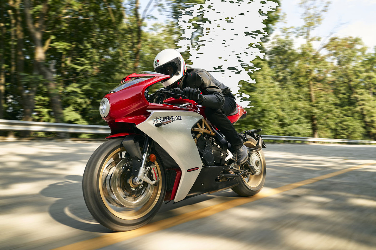 MV AGUSTA SUPERVELOCE 800