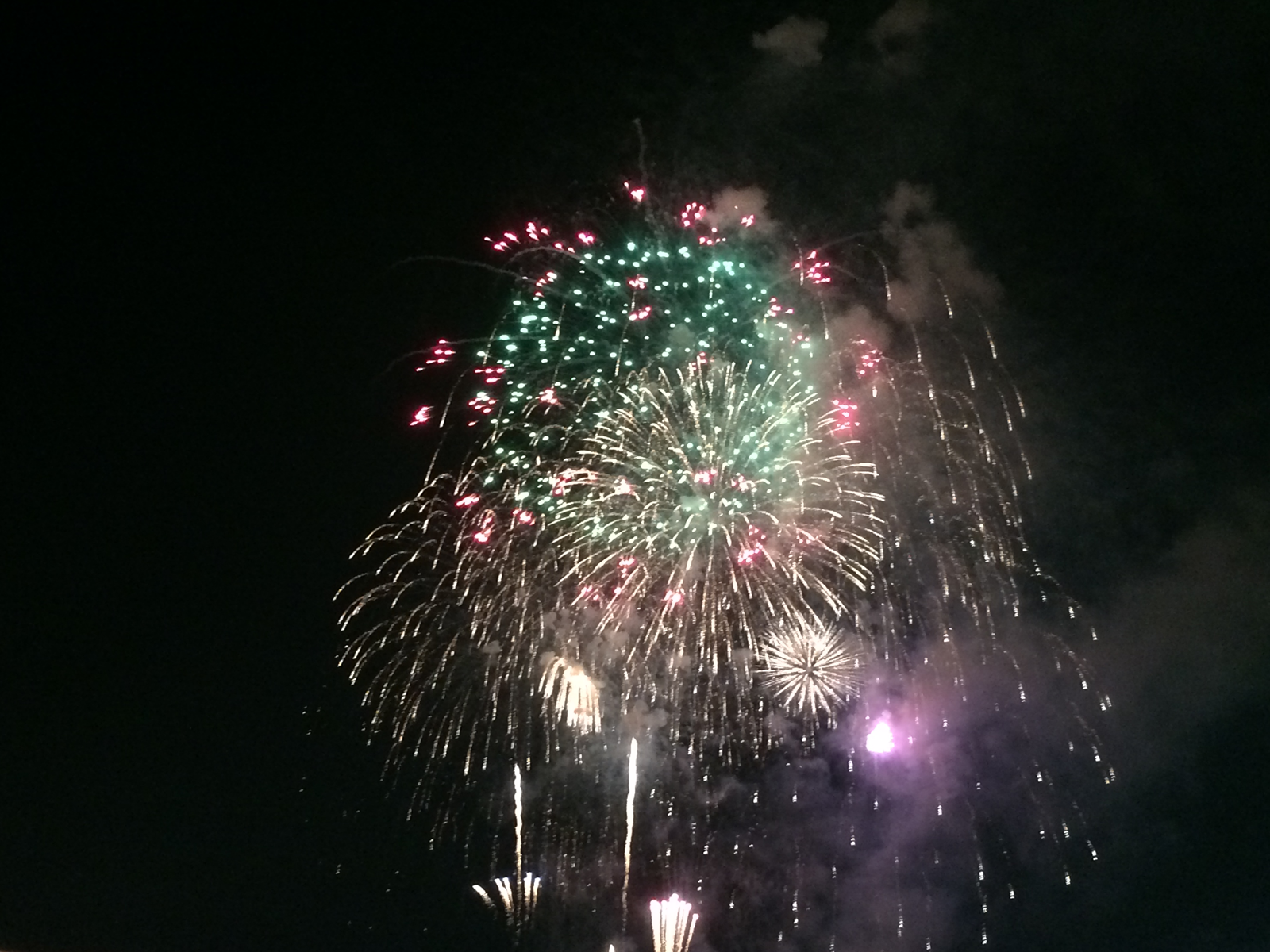 140824_fireworks01.png