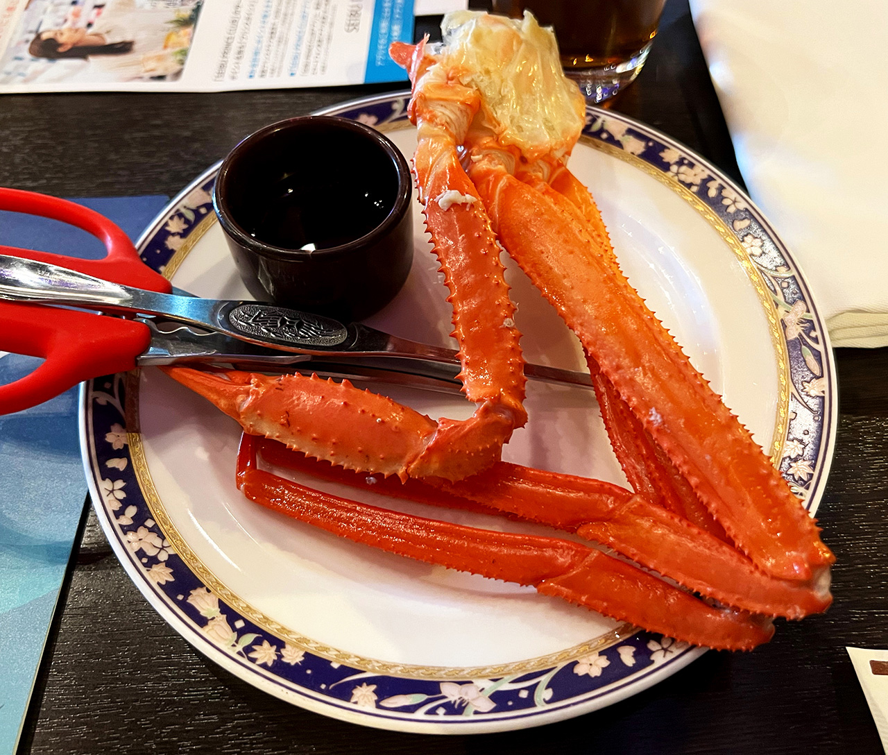 ブッフェでカニも食べられる